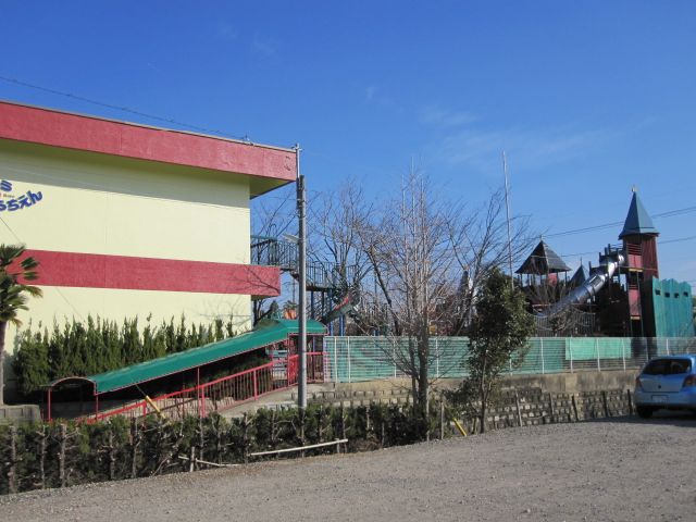 kindergarten ・ Nursery. Bimodal kindergarten (kindergarten ・ 1100m to the nursery)