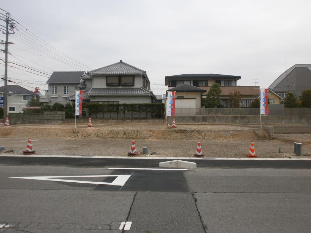 Local photos, including front road. "Toyo-town Toyoake Nishikawa town "local photos (03 May 2013 shooting)