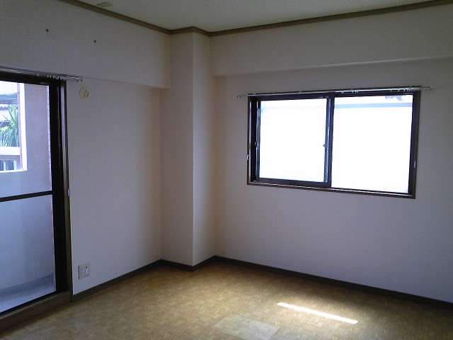 Other room space. Northern Room