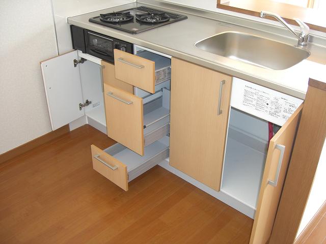 Kitchen. Easy-to-use system Kitchen!
