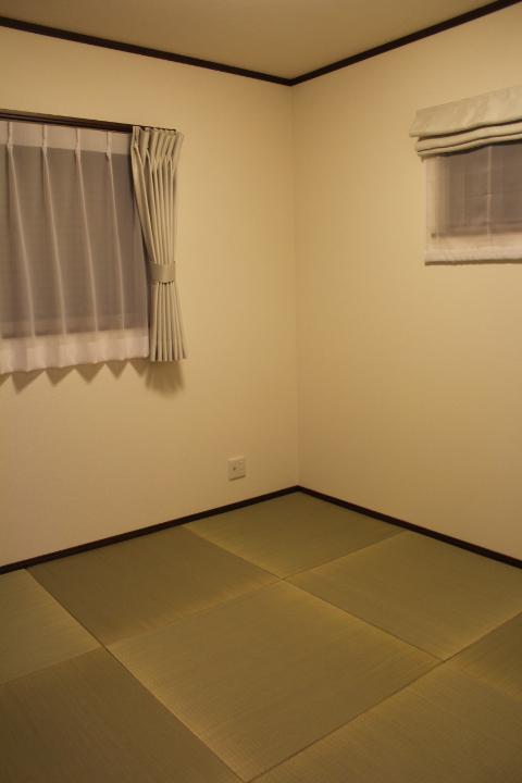 Other introspection. Japanese style room