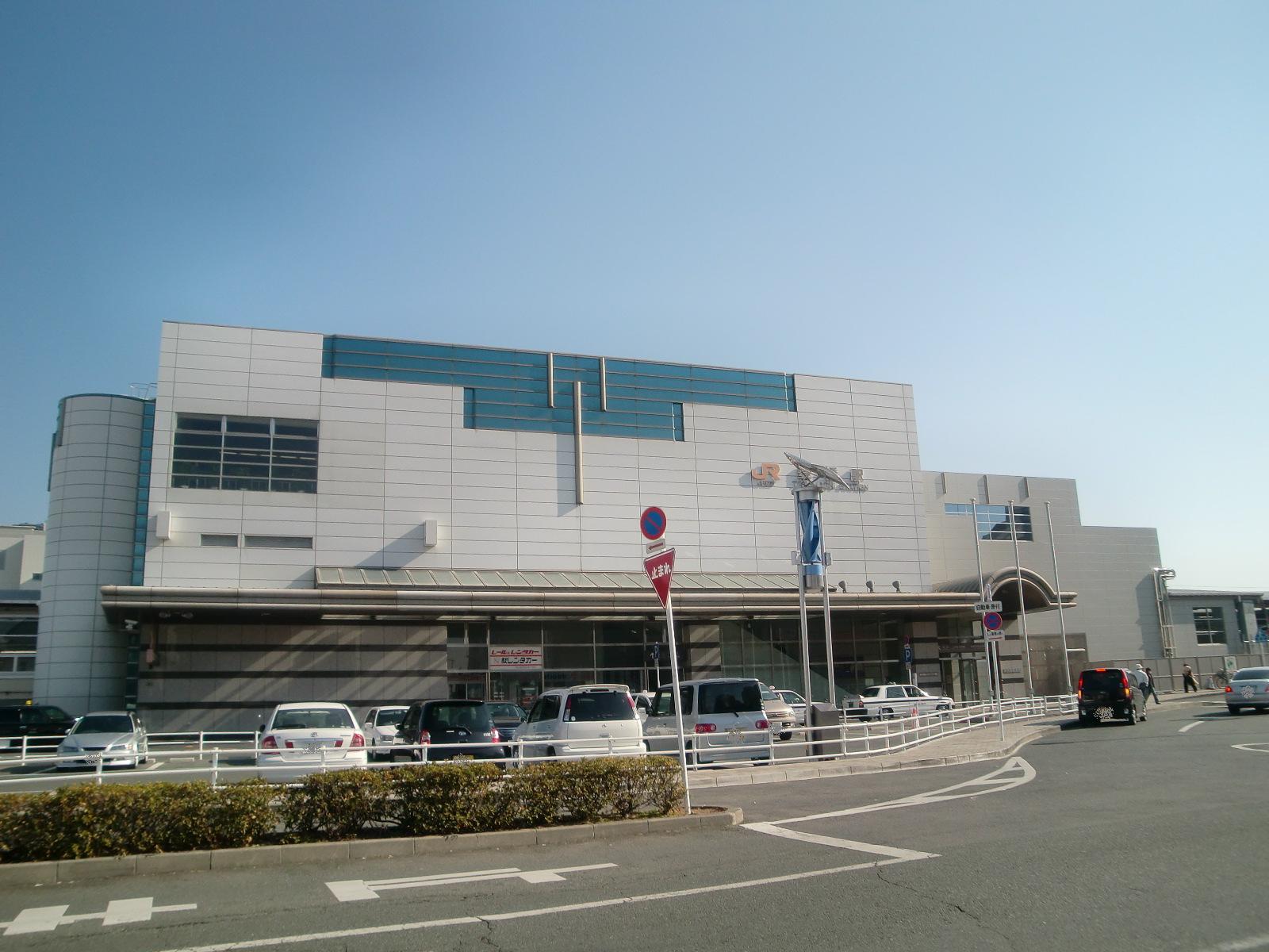 Shopping centre. 631m until the new Toyohashi Station Building (Shopping Center)