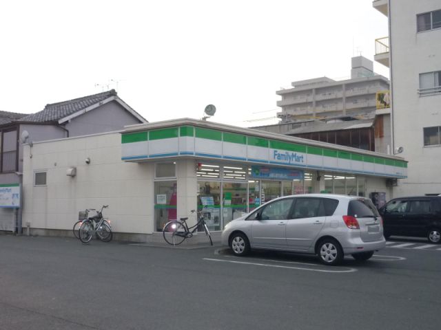 Convenience store. 310m to Family Mart (convenience store)