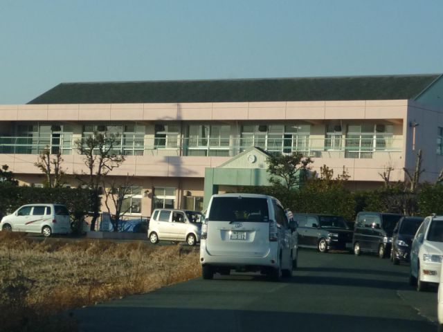 kindergarten ・ Nursery. Omura nursery school (kindergarten ・ 1400m to the nursery)