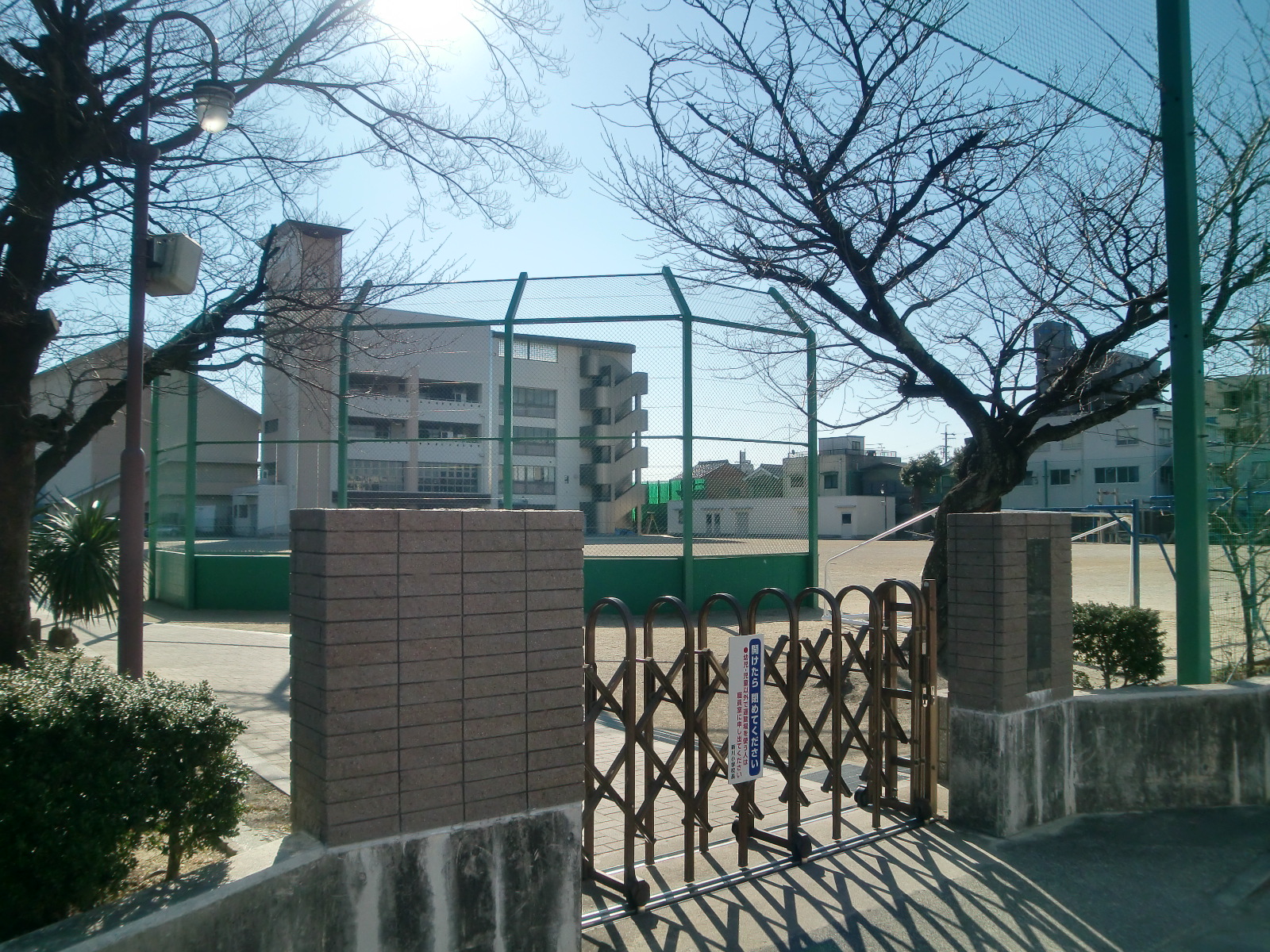 Primary school. 269m to Toyohashi Municipal Shinkawa elementary school (elementary school)