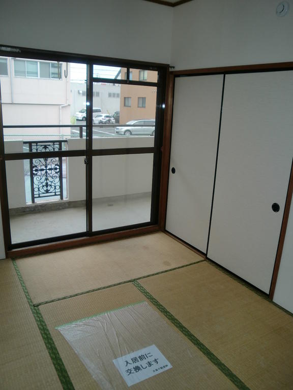 Other room space. Minami Japanese-style room East side