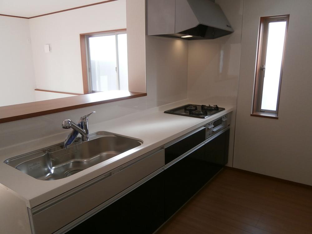 Kitchen. ☆ System kitchen ☆ Three-necked stove ☆