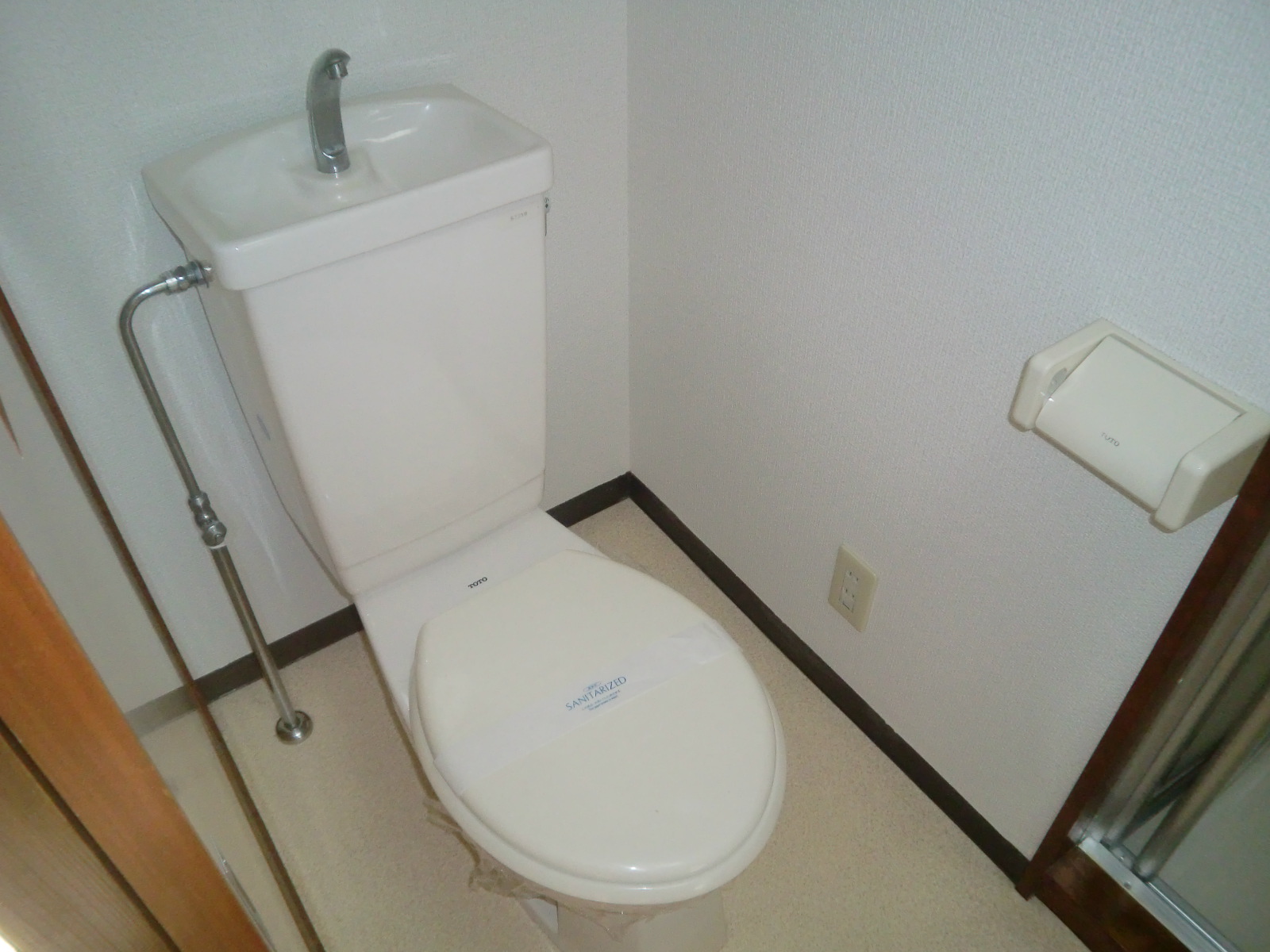 Toilet. bath ・ Toilet separately