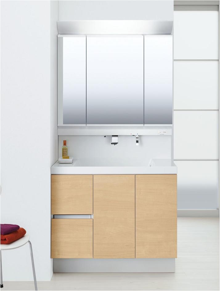 Other Equipment. ■ Basin and the counter is integrated seamless molded ■ The water faucet should, Cleaning is also easy to built-in type