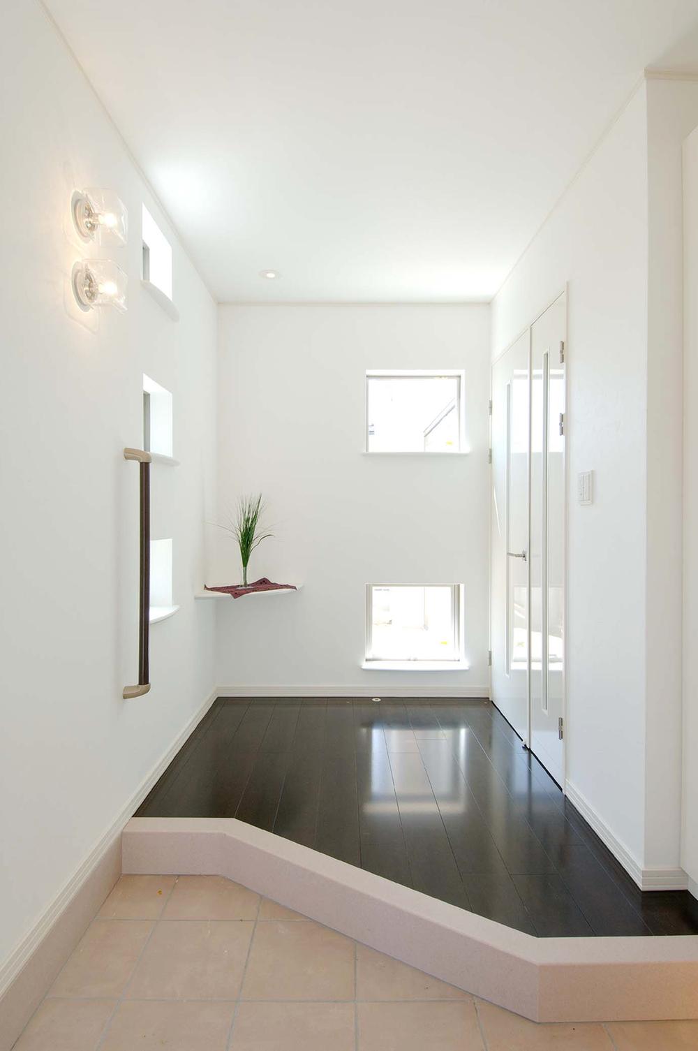 Entrance. Widely storage is full of entrance.