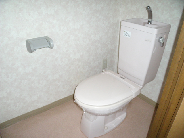 Toilet. Heating toilet seat with ☆ 