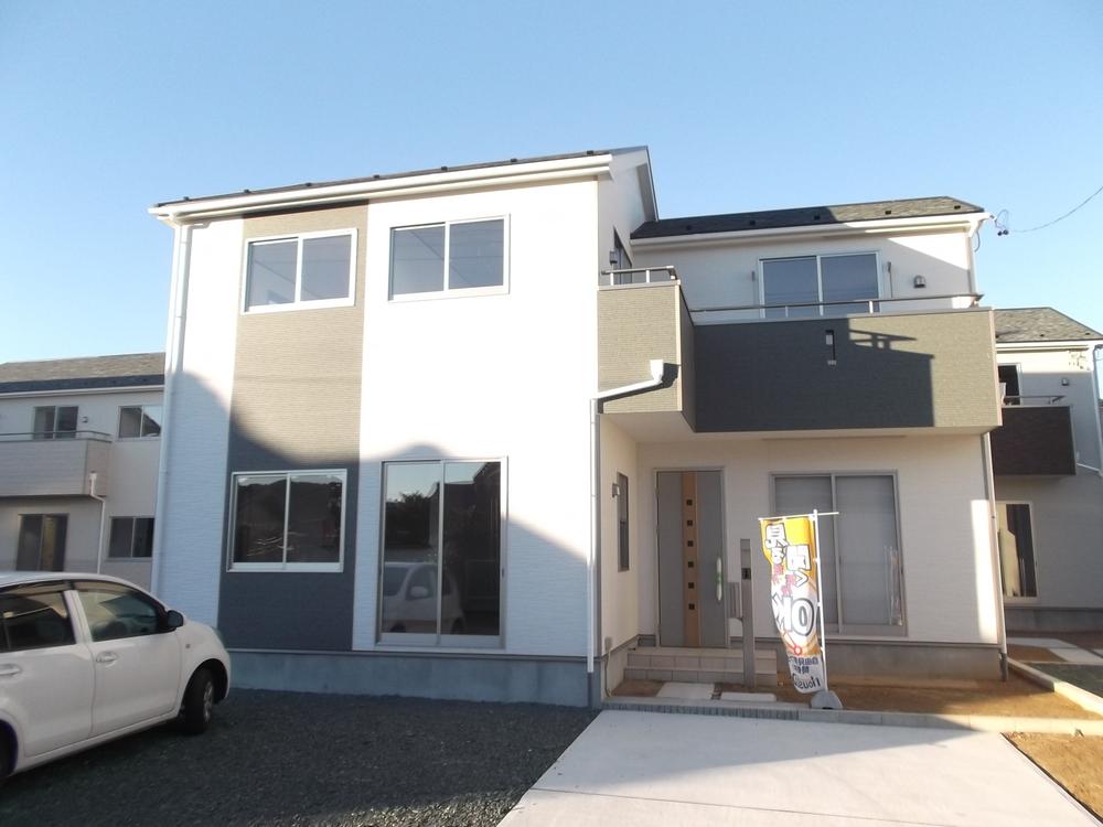 Local appearance photo. Local (11 May 2013) Shooting Building 3