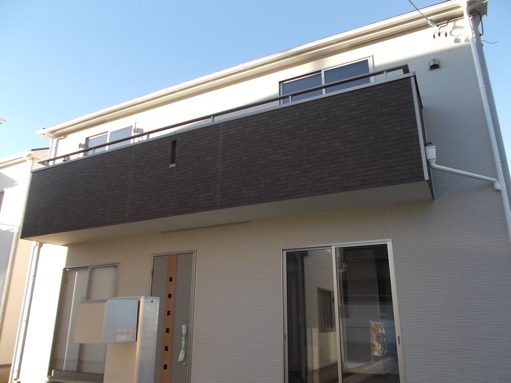 Local appearance photo. Local (11 May 2013) Shooting 4 Building