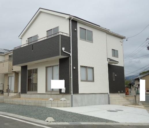 Local appearance photo. Building 3 Local (10 May 2013) Shooting