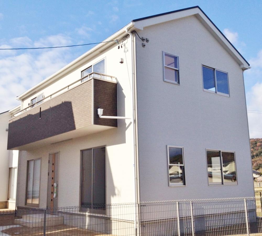 Local appearance photo