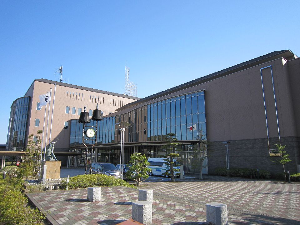 Government office. 1017m to Toyokawa Otowa branch office (government office)