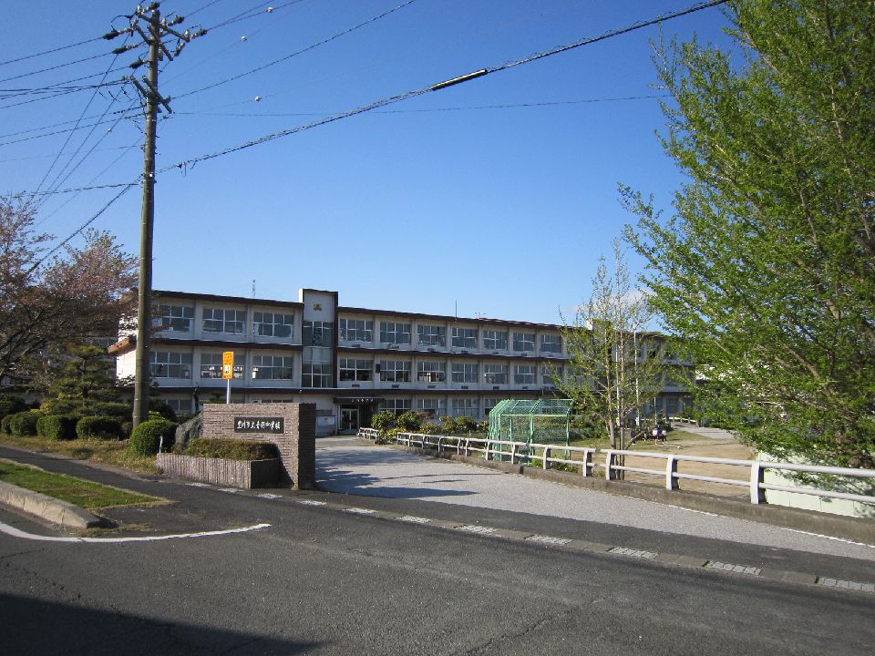 Junior high school. 464m to Toyokawa Municipal Otowa junior high school (junior high school)