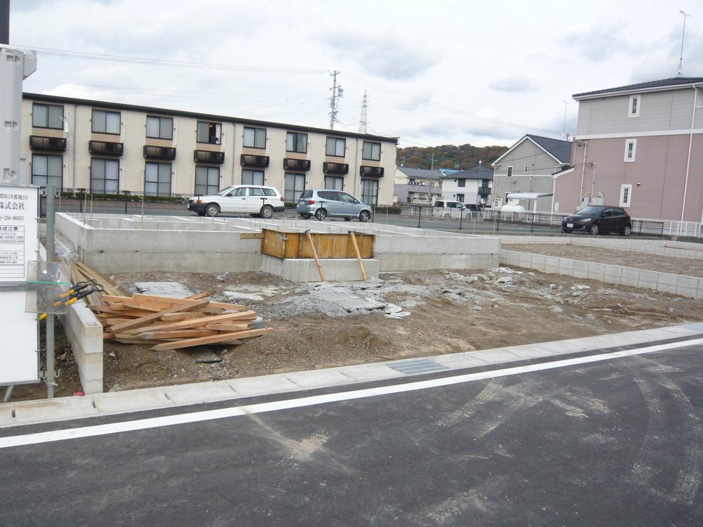 Local appearance photo. Local (11 May 2013) Shooting