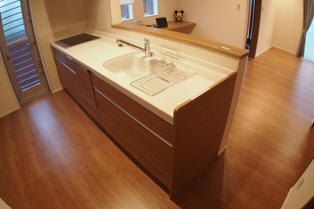 Kitchen. Kitchen to match the entire room