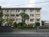 Junior high school. 1508m to Toyota City the end of junior high school field