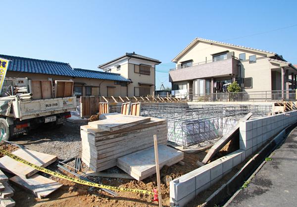 Local appearance photo. Local 2013 in early December shooting