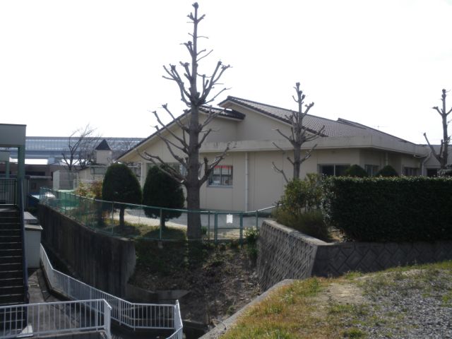 kindergarten ・ Nursery. Toyoda Garden kindergarten (kindergarten ・ 1300m to the nursery)