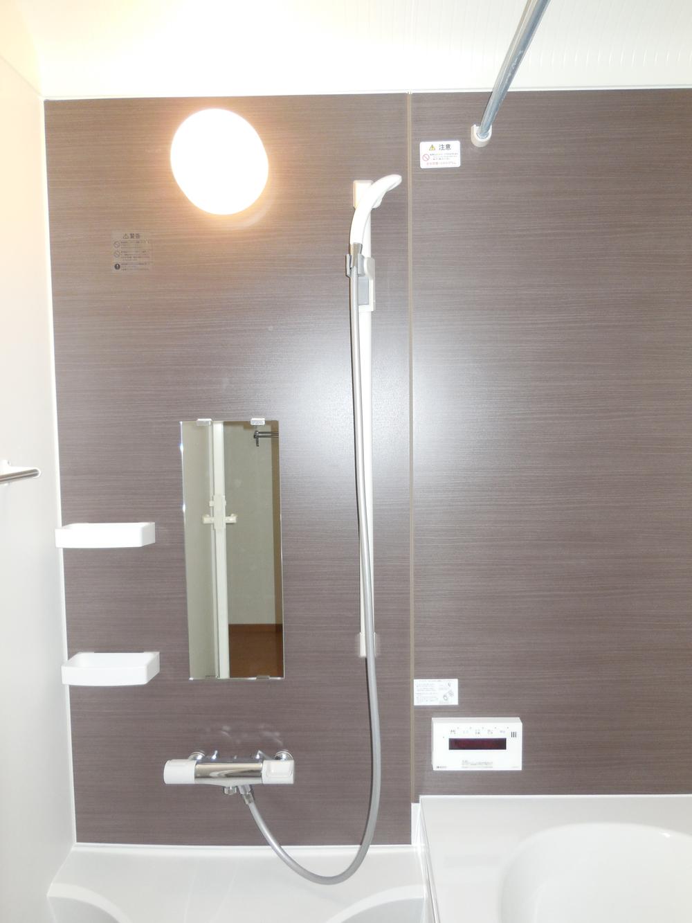 Bathroom. Indoor (12 May 2013) Shooting