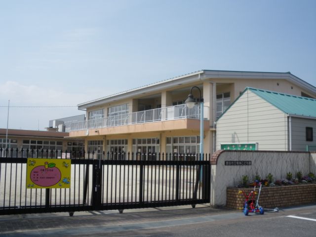 kindergarten ・ Nursery. Dragon children Garden (kindergarten ・ 1100m to the nursery)