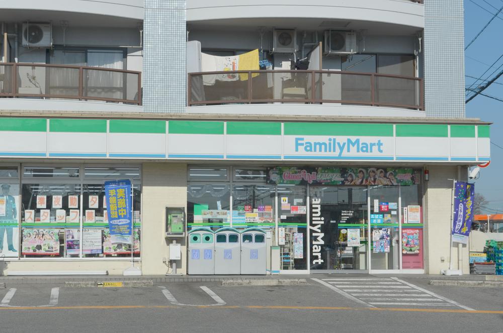 Convenience store. 465m to FamilyMart Toyoda Shinsei-cho shop