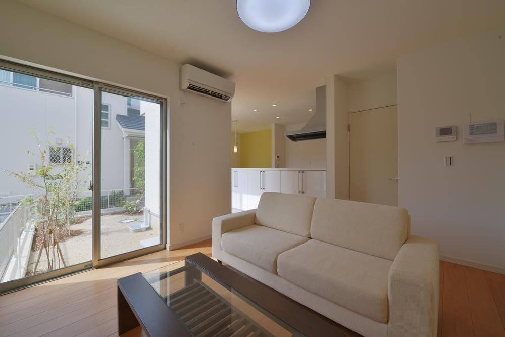 Living. (No. 8 land House) Living site (August 23, 2013) Shooting