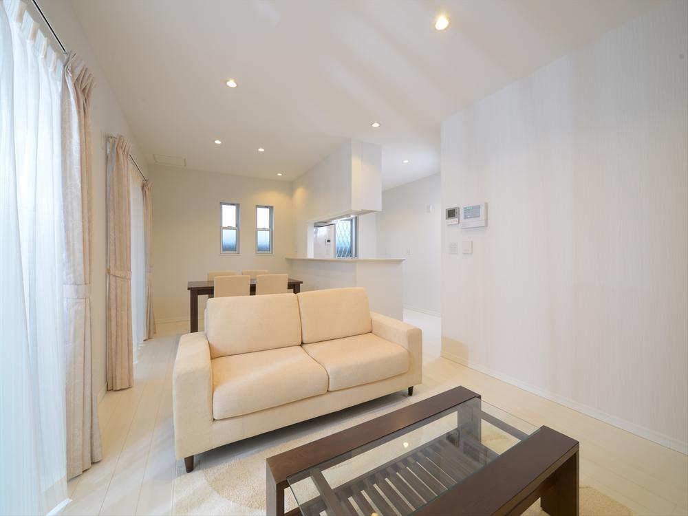 Living. (No. 32 locations House) Living site (December 2013) Shooting