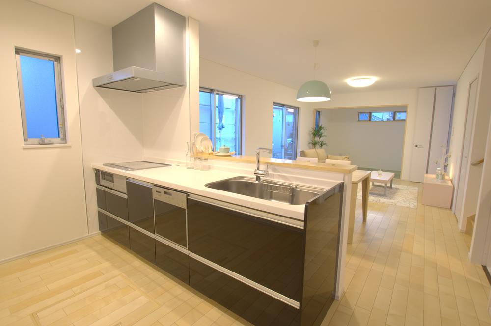 Same specifications photo (kitchen). Dishwasher standard equipped! 