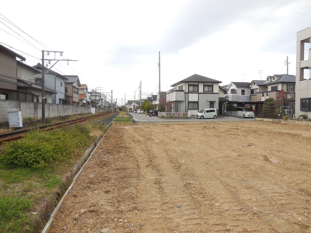 Local appearance photo. Local (12 May 2013) Shooting