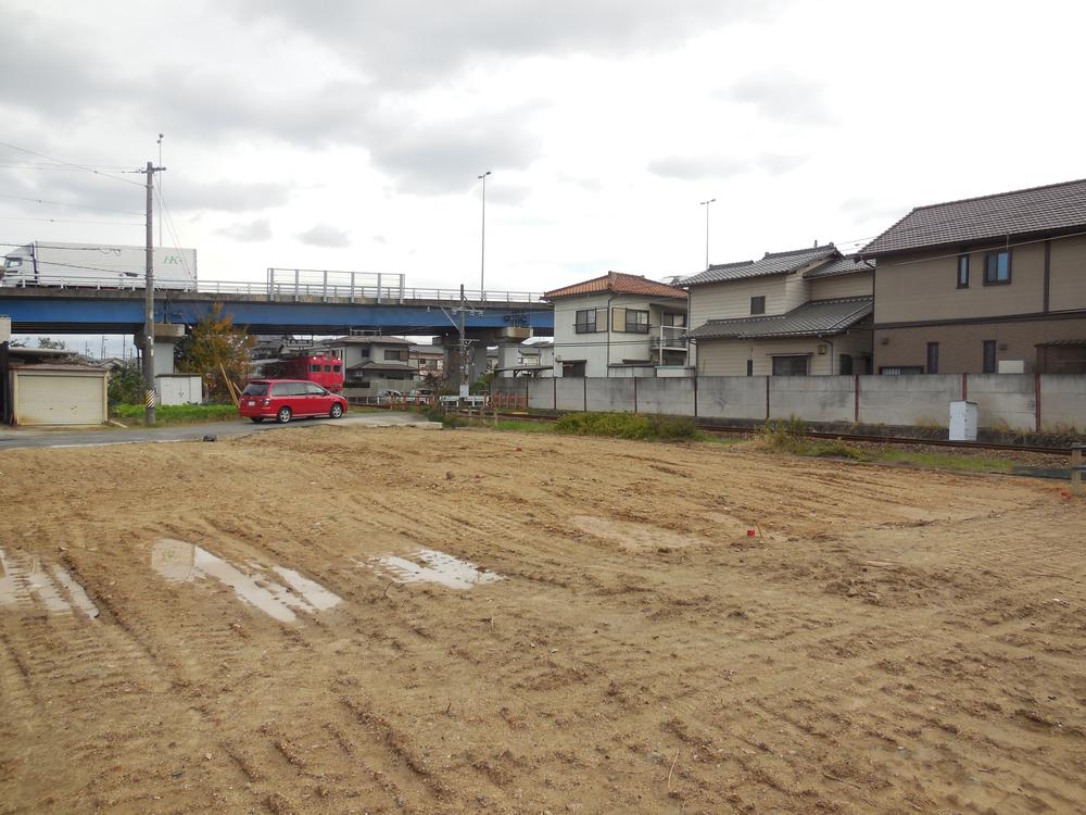 Local appearance photo. Local (12 May 2013) Shooting