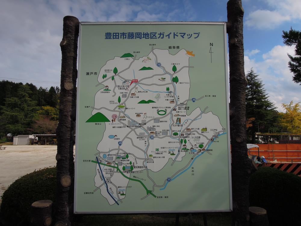 Other. It is a guide map that was cobbled footbath. There are many attractions nearby.