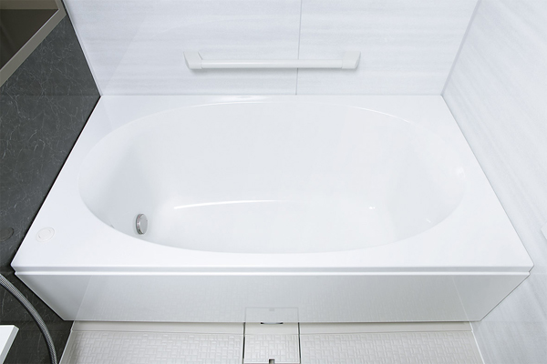 Bathing-wash room.  [FRP oval bathtub] Bathtub adopts "FRP oval tub" soft line. Loose wraps the whole body, Brings relaxation pleasant (same specifications)