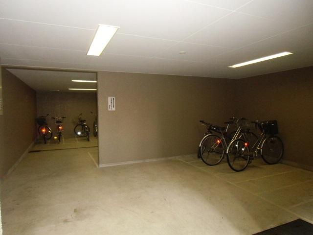 Non-living room. Bicycle-parking space