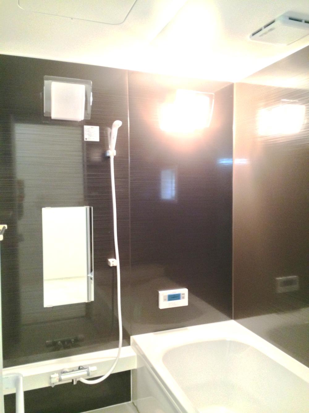 Bathroom. You can relax in the stylish interior of the spacious bath