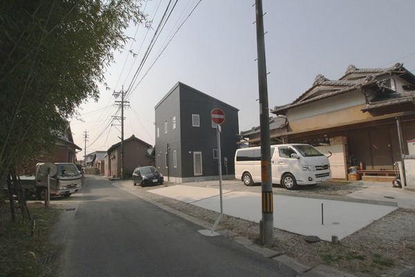 Local photos, including front road