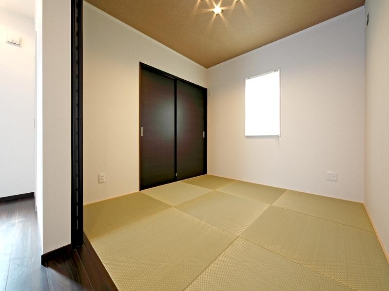 Other. Tsuzukiai of modern atmosphere. Because it is connected to the living room, And produce a more stylish space. 