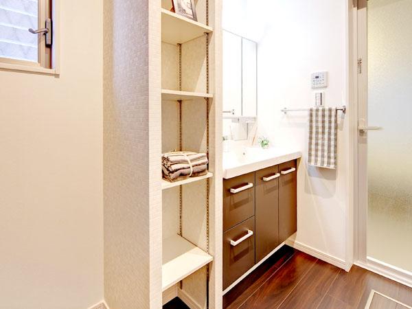 Other. The washroom equipped with storage shelves. Also housed, such as those required for the washroom or bathroom. 