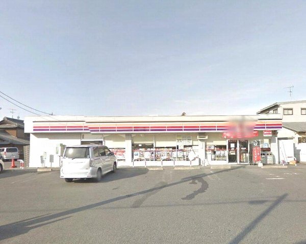 Convenience store. 850m to Circle K Toyoda Inoue store (convenience store)