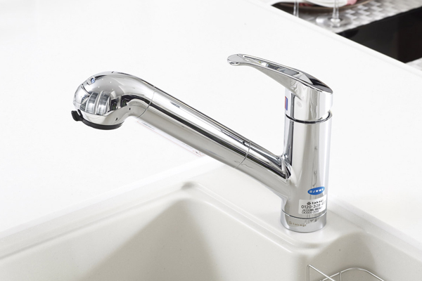 Kitchen.  [Faucet integrated water purifier] The telescoping of a shower head that can wash up to every corner of the sink, Built-in water purifier. Delivers the delicious water (same specifications)