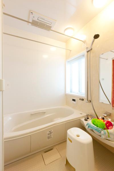 Bathroom. With bathroom dryer (September 2013) Shooting