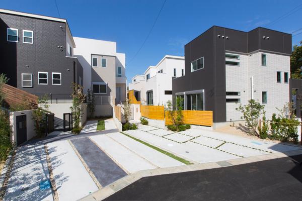 Local appearance photo. One house one house is unique cityscape (October 2013) Shooting