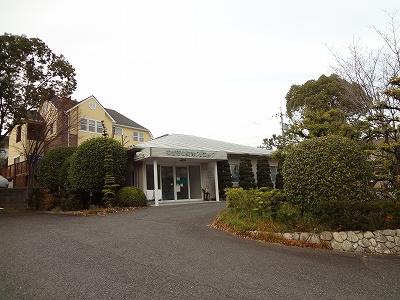 Hospital. Wakazono to the East Clinic 450m