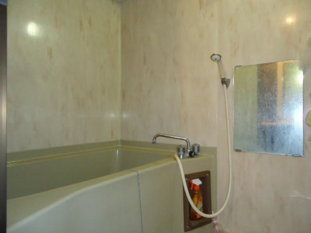 Bathroom. 1317 [130 × 170cm] Please refer to the bath of size.