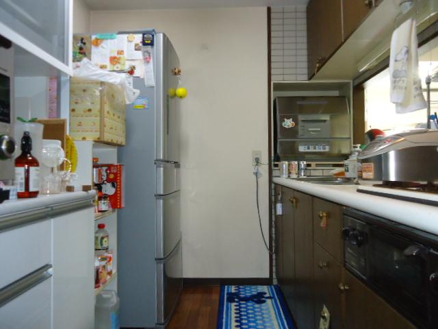 Kitchen. Please refer to the approximately 2.8 Pledge of face-to-face system Kitchen.