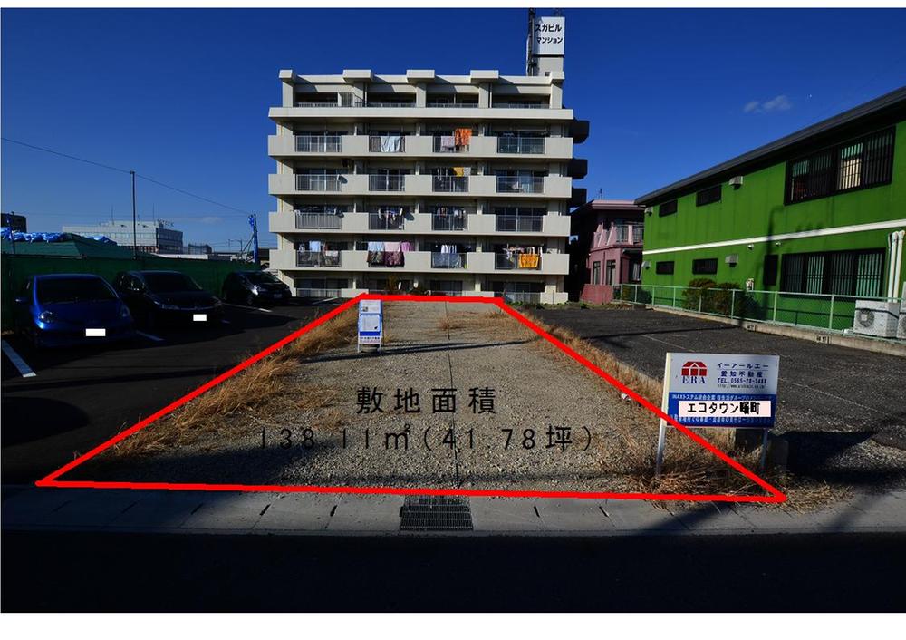 Local photos, including front road. Local Photos