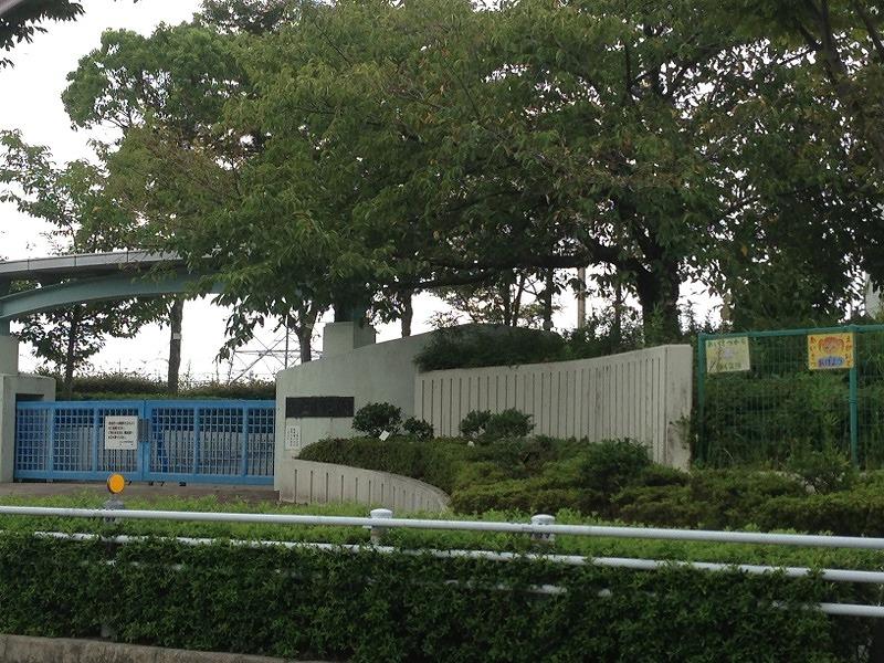 Primary school. Midorigaoka elementary school ・  ・  ・ About 650m